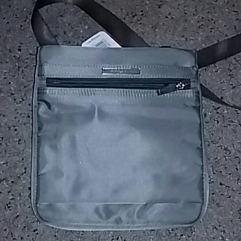 Canvas shoulder bag